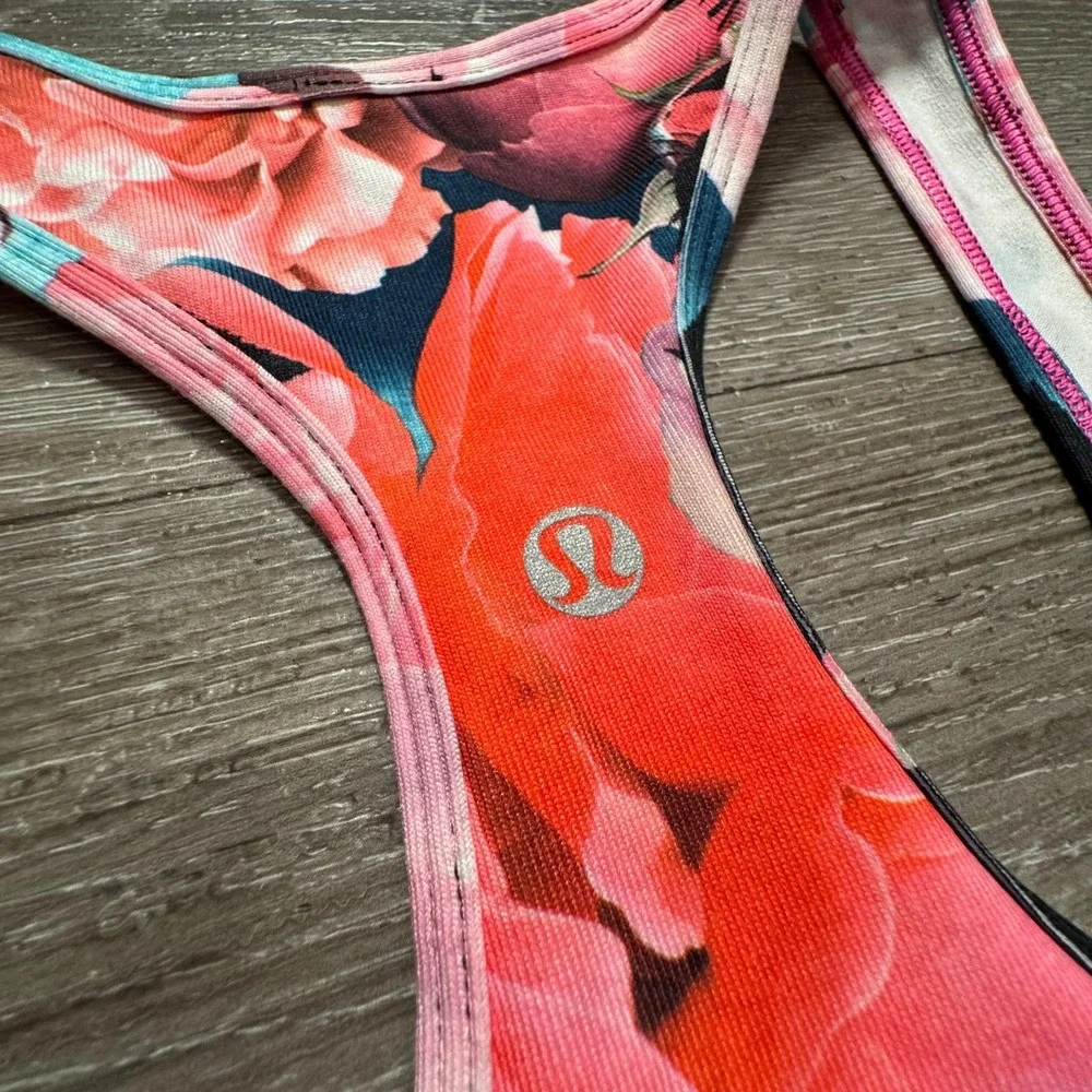 Lululemon Tank Top Women 8 Pink Luon Secret Garden Floral Racerback Yoga Running